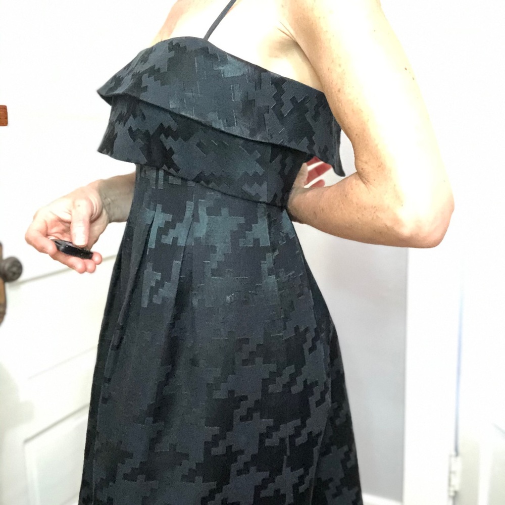Darling little black dress!